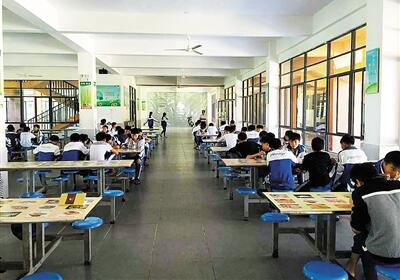 寧?？h知恩中學(xué)首家“5H示范食堂”全新面世